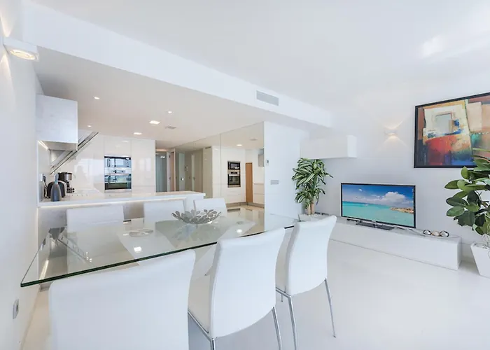 Atico Londres Izquierda Apartmán